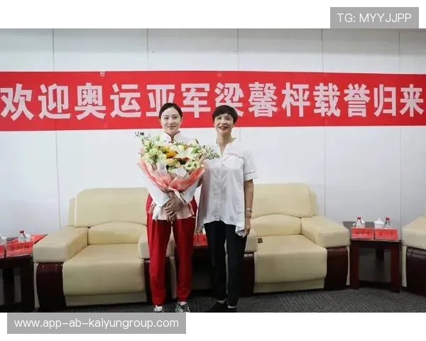 花游女神梁馨枰爆话人生:人生只能是旷野!,梁馨枰花样游泳 花游女神梁馨枰爆话人生:人生只能是旷野!,梁馨枰花样游泳